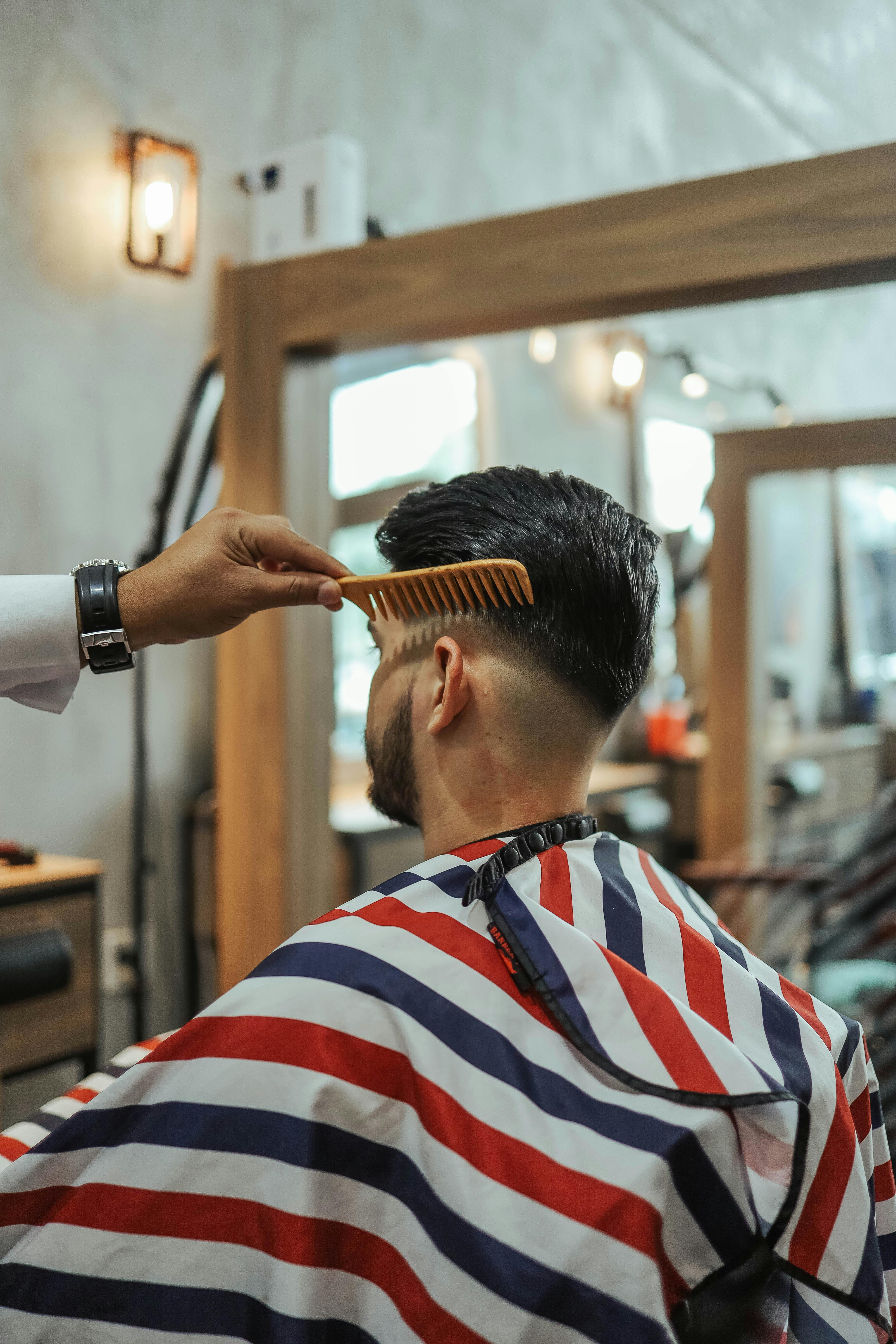 Corte de pelo clásico en Peluquería Simón